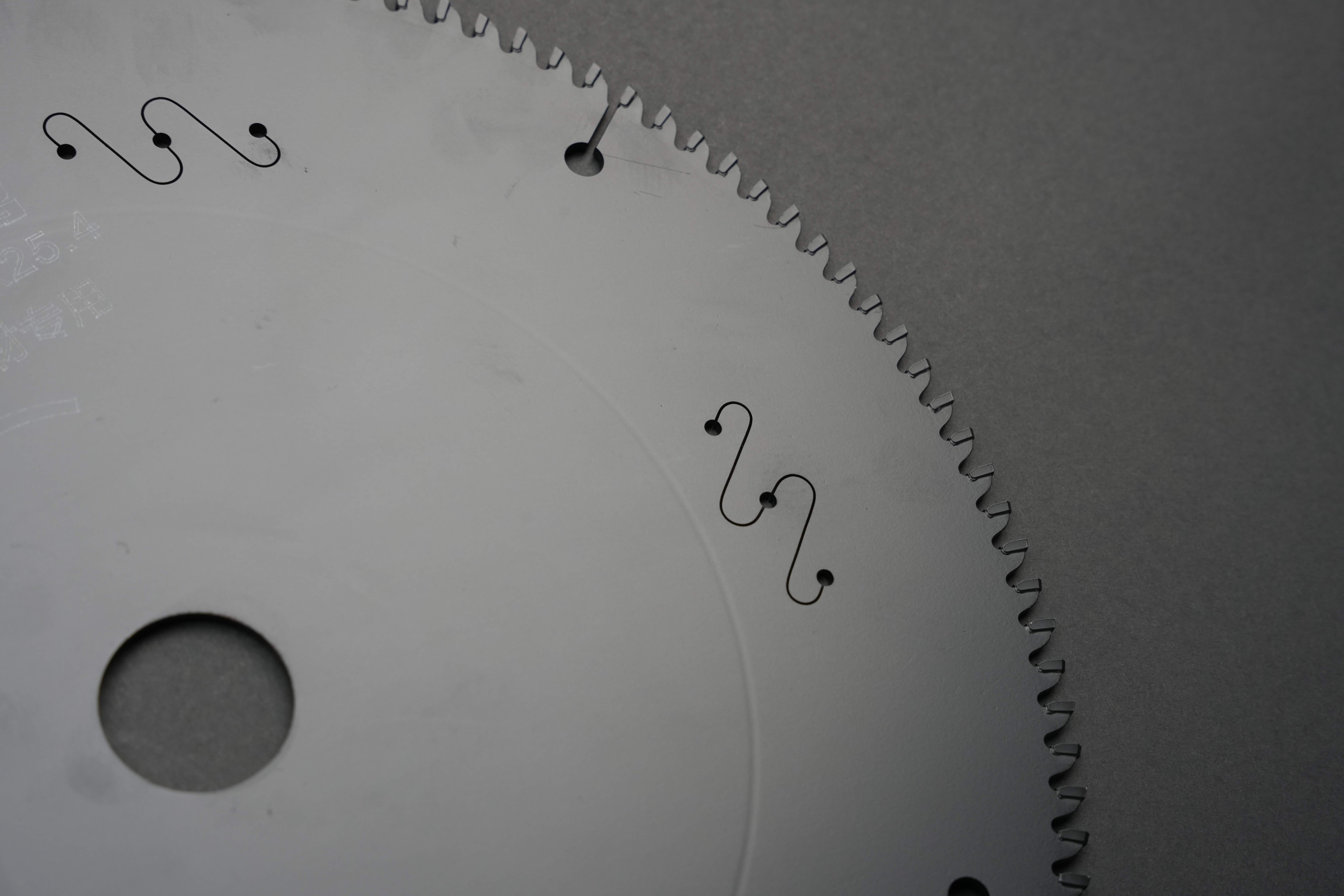 Professional Grade Aluminum Cutting Saw Blade 